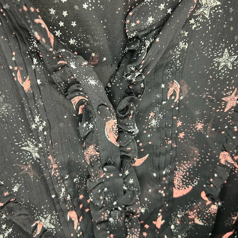 Black Star Print Chiffon Banded Top-Torrid - Picture 8 of 9